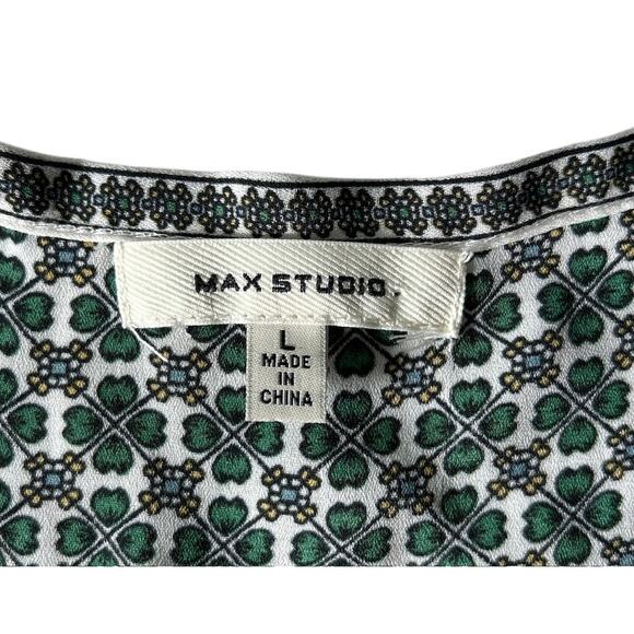 Max Studio Size Large Four Leaf Clover Button Up Blouse Front Tie Ruffle Cuff - Picture 6 of 8